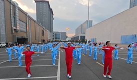 75万粉丝健身达人在澳门足球博彩网上投注发布新操　掀起全民健身热潮